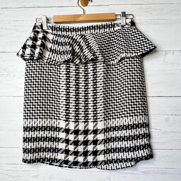 Zara Skirt Womens Size Large Black & White Tweed Plaid Ruffle Houndstooth Pencil - Picture 1 of 14